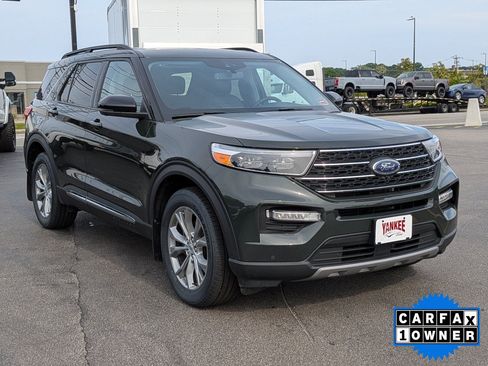 Certified 2023 Ford Explorer XLT w/ Equipment Group 202A AWD/4WD image 38