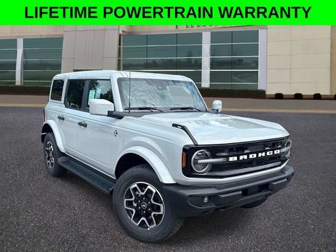 New 2026 Ford Bronco Outer Banks AWD/4WD image 1