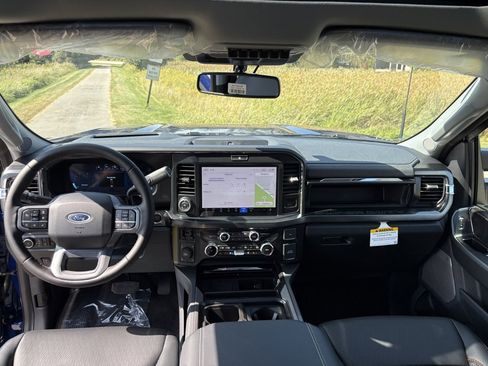 New 2026 Ford F250 Lariat w/ Lariat Ultimate Package image 13