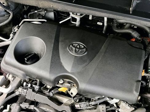 Used 2023 Toyota Highlander Platinum image 34