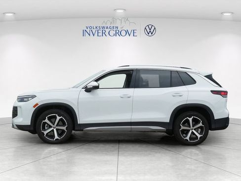 Certified 2026 Volkswagen Tiguan SE AWD/4WD image 4