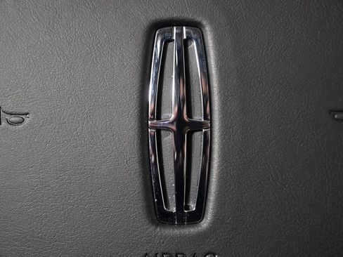 New 2026 Lincoln Nautilus Reserve image 35