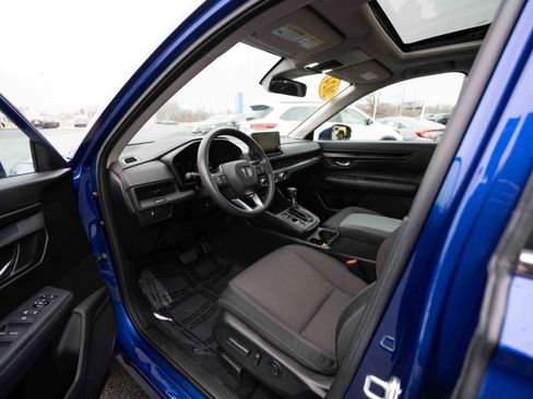Used 2024 Honda CR-V EX image 8