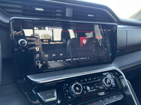 Used 2023 GMC Sierra 1500 Denali Ultimate image 23