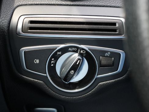 Used 2016 Mercedes-Benz C 300 4MATIC Sedan w/ Multimedia Package image 19