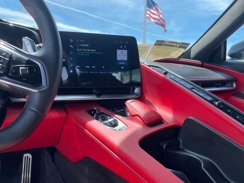 Used 2024 Chevrolet Corvette Stingray Premium Conv RWD image 15