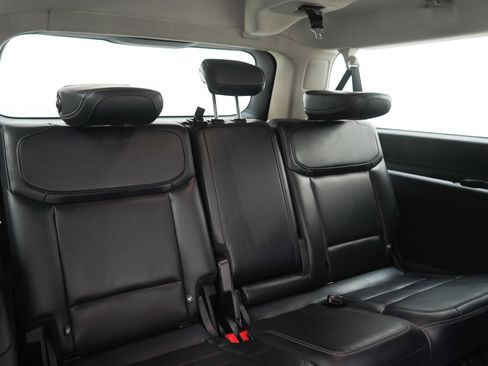 Used 2025 Ford Expedition Max Platinum AWD/4WD image 13