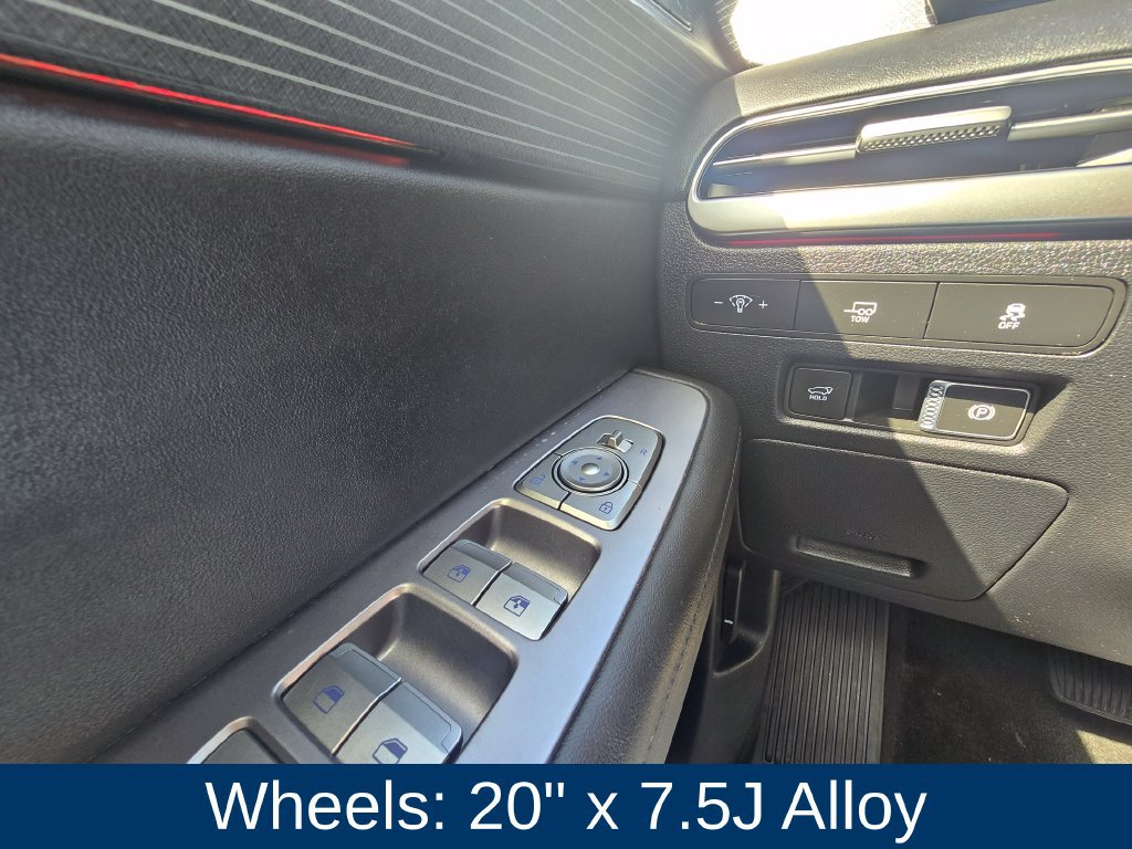 Used 2024 Hyundai Palisade Limited AWD/4WD image 23
