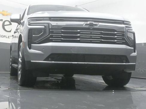 New 2026 Chevrolet Tahoe Premier w/ Sun And Tow Package AWD/4WD image 3
