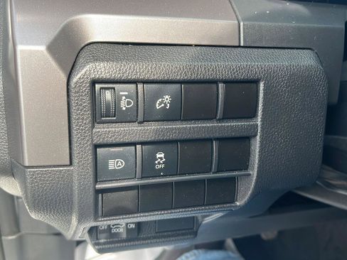 Used 2025 Toyota Tacoma SR5 w/ SR5 Upgrade Package image 13