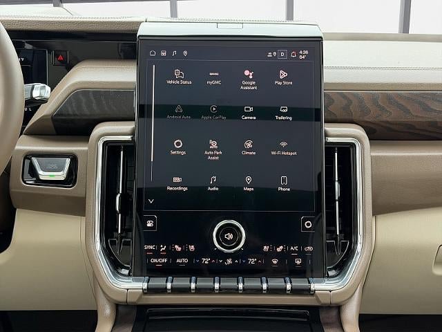 Used 2026 GMC Yukon XL Denali w/ Denali Reserve Package AWD/4WD image 24