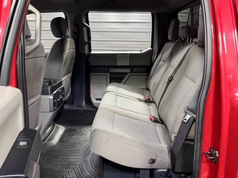 Used 2020 Ford F350 XLT w/ XLT Premium Package image 18