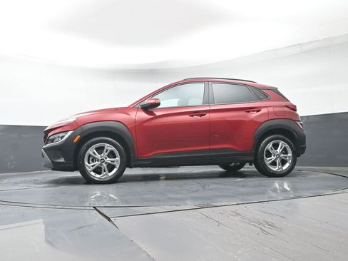 Used 2023 Hyundai Kona SEL w/ Winter Weather Package image 33