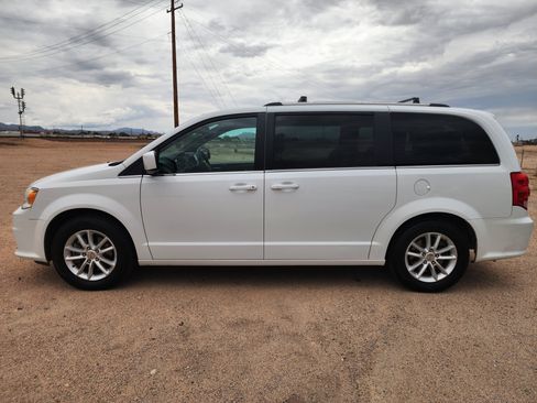 Used 2019 Dodge Grand Caravan SXT FWD image 7