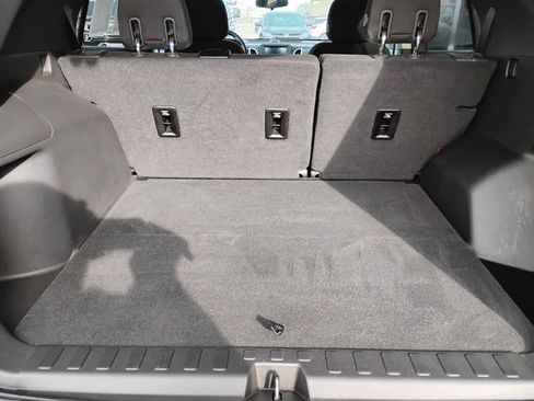 Used 2018 Chevrolet Equinox LT image 21