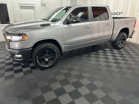 Used 2025 RAM 1500 Warlock AWD/4WD image 2