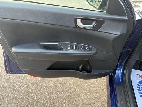 Used 2018 Kia Optima LX w/ 17" Alloy Wheels Package image 26