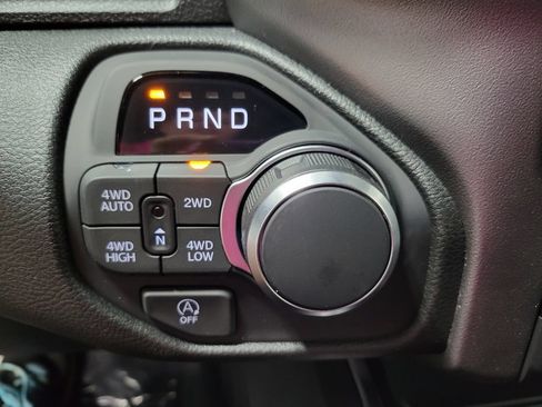 New 2026 RAM 1500 Big Horn AWD/4WD image 14