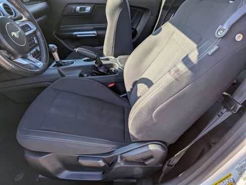 Used 2022 Ford Mustang Coupe image 16