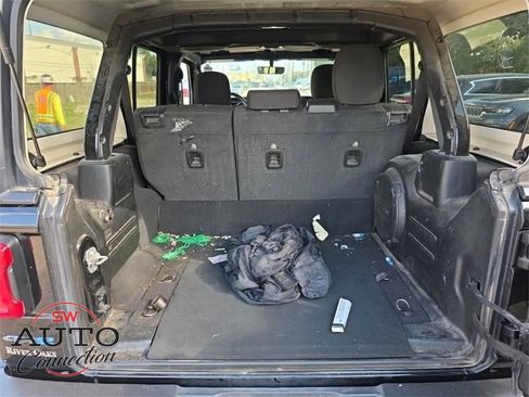 Used 2023 Jeep Wrangler Unlimited Rubicon 4xe image 8