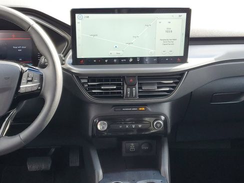 Used 2024 Ford Escape Base image 28