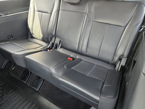 Certified 2022 Ford Expedition XLT image 28