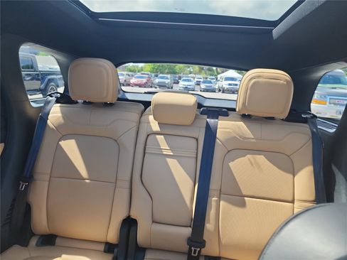 Used 2020 Lincoln Corsair Reserve w/ Equipment Group 201A image 16