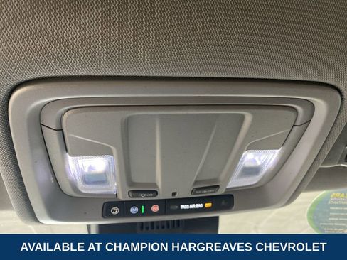 Certified 2025 GMC Sierra 1500 SLT image 25