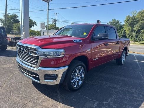 New 2026 RAM 1500 4x4 Crew Cab image 8
