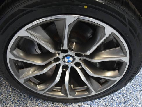 Used 2018 BMW X6 xDrive35i w/ Premium Package Essential AWD/4WD image 24