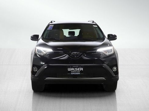 Used 2016 Toyota RAV4 Limited image 8