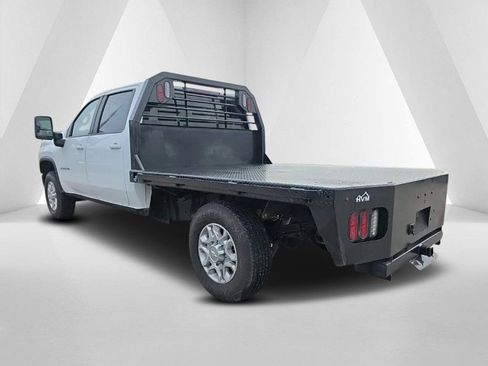 Used 2022 Chevrolet Silverado 2500 LT w/ Convenience Package AWD/4WD image 8