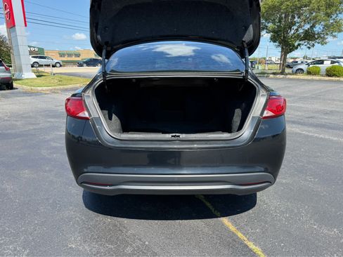 Used 2017 Chrysler 200 LX w/ Dark Appearance Package FWD image 7