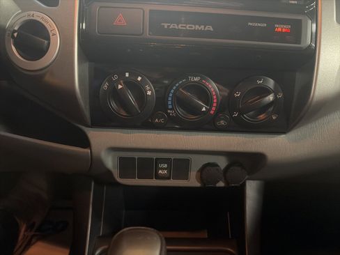 Used 2015 Toyota Tacoma 4x4 Double Cab image 15