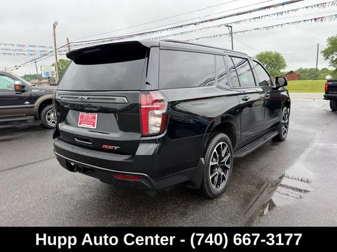 Used 2022 Chevrolet Suburban RST w/ Luxury Package AWD/4WD image 4