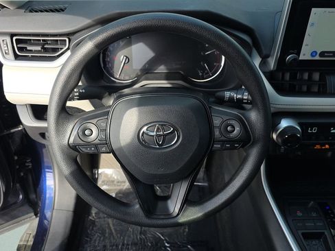 Used 2023 Toyota RAV4 XLE image 23