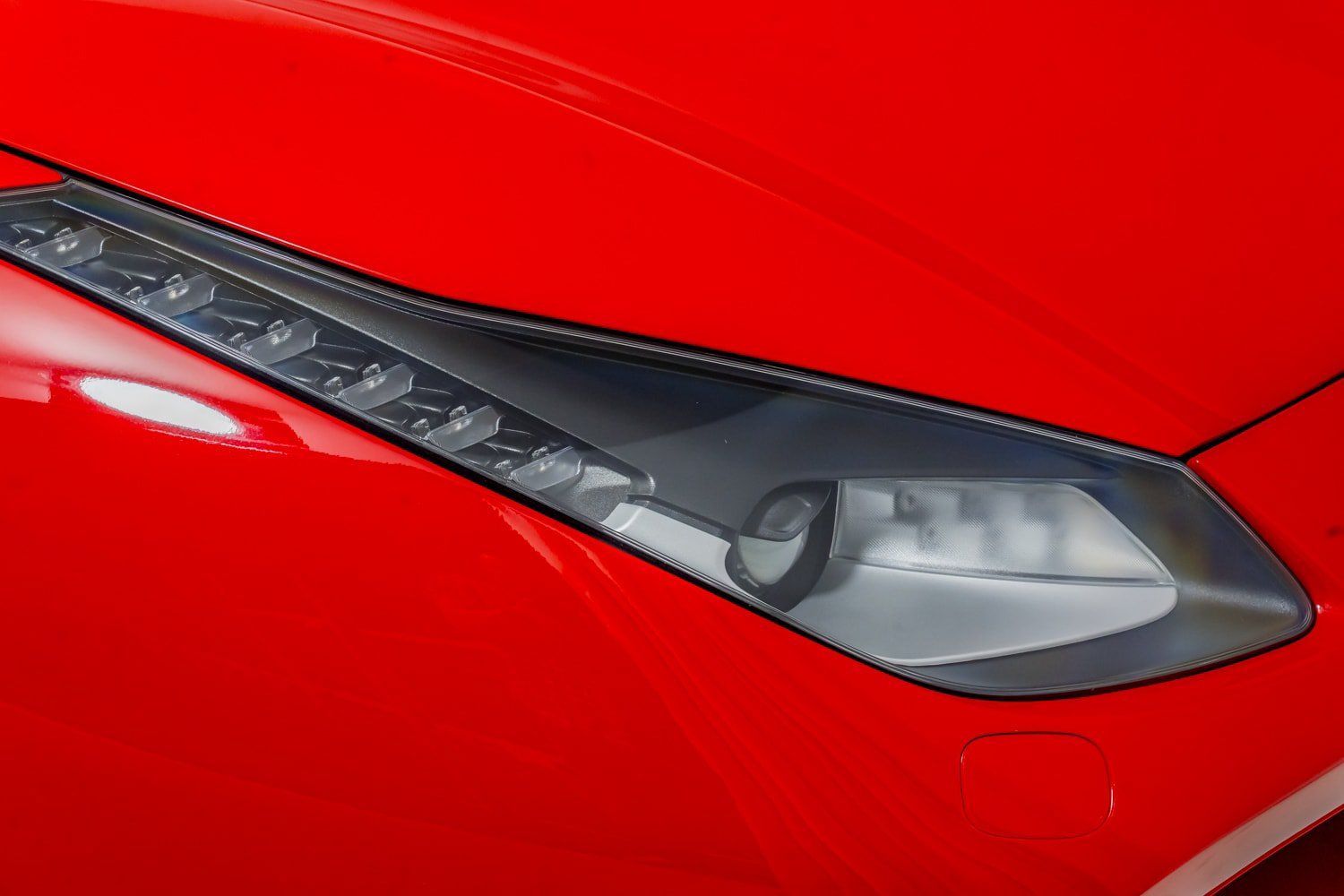 Certified 2017 Ferrari 488 Spider RWD image 44