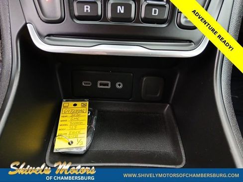 Used 2020 GMC Terrain SLE w/ Driver Convenience Package AWD/4WD image 23