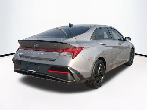 New 2026 Hyundai Elantra SEL Sport Premium FWD image 5