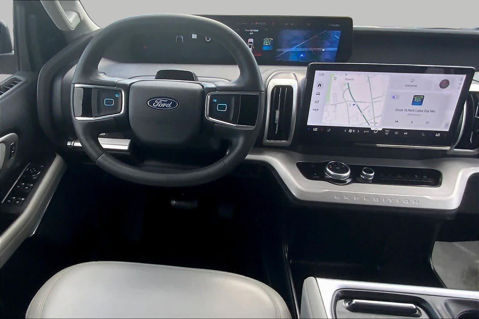 Certified 2026 Ford Expedition Active RWD image 5
