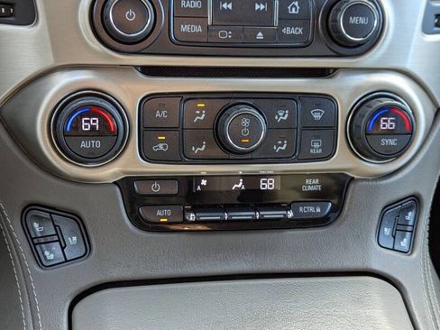 Used 2019 GMC Yukon Denali w/ Denali Ultimate Package image 23