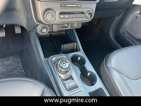 New 2026 Ford Maverick Lariat w/ Black Appearance Package image 25