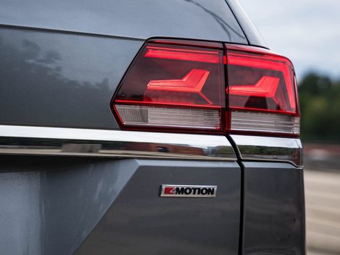 Certified 2021 Volkswagen Atlas SEL Premium AWD/4WD image 5