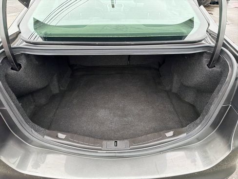 Used 2016 Ford Fusion SE w/ Equipment Group 202A image 6