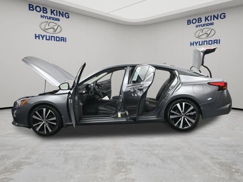 Used 2021 Nissan Altima 2.0 SR image 20