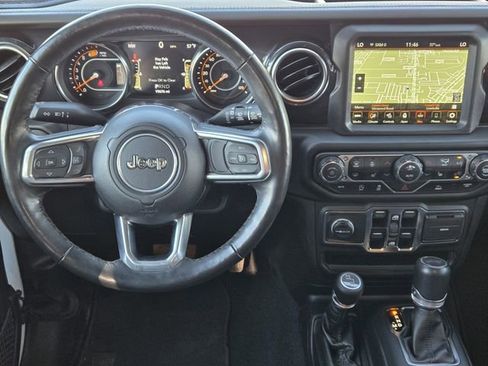 Used 2023 Jeep Wrangler Altitude image 29