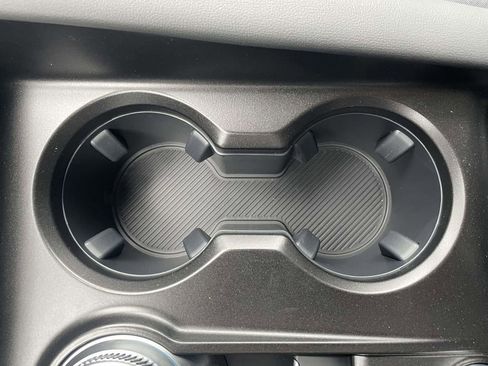 New 2026 Ford Explorer Active image 18