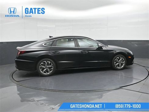 Used 2021 Hyundai Sonata SEL w/ Cargo Package image 3