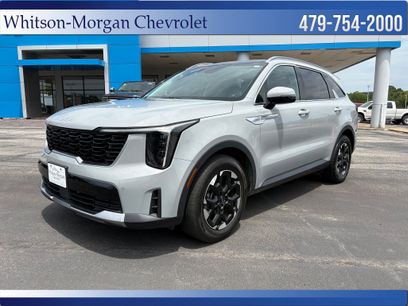 Used 2025 Kia Sorento S w/ Panoramic Sunroof Package