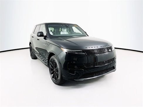 New 2025 Land Rover Range Rover Sport Dynamic SE image 3